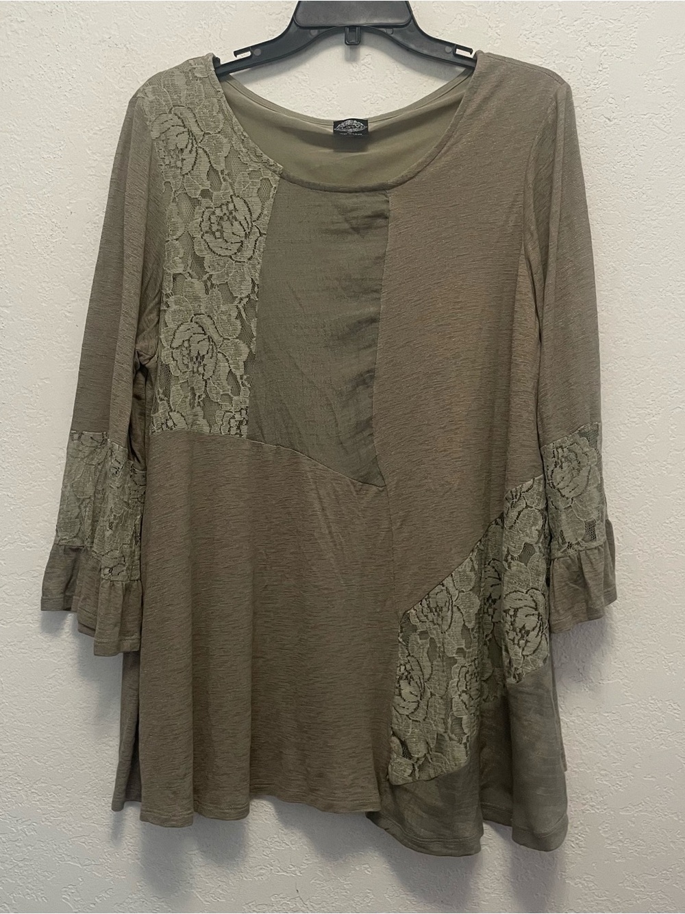 Cal Style Asymmetrical Tunic Top, Size XL, Green, Lace, Rayon Blend